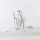 Seletti lampada scimmia seduta resina di colore bianco