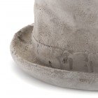 seletti cheapeau riproduzione di un cappello in cemento