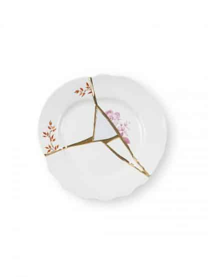 Seletti Kintsugi Piatto da dessert in porcellana decorata a mano e finiture oro 24 carati soggetto 1