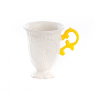 Seletti tazza in porcellana bianca opaca con manico giallo della serie I Wares