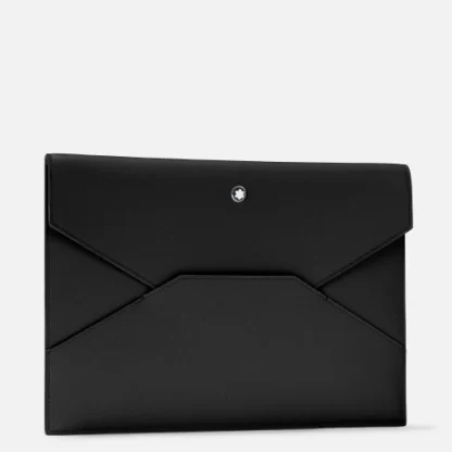 Montblanc Sartorial Pouch in pelle saffiano di colore nero, vista in diagonale.