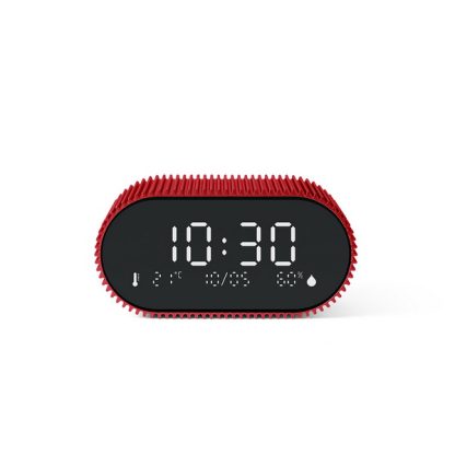 Lexon sveglia Ray Clock colore rosso, dotata di uno schermo LCD VA puro nero per una visibilità chiara in ogni momento, sensori di temperatura ambiente e umidità, visualizza informazioni utili per il tuo benessere quotidiano, vista frontale.