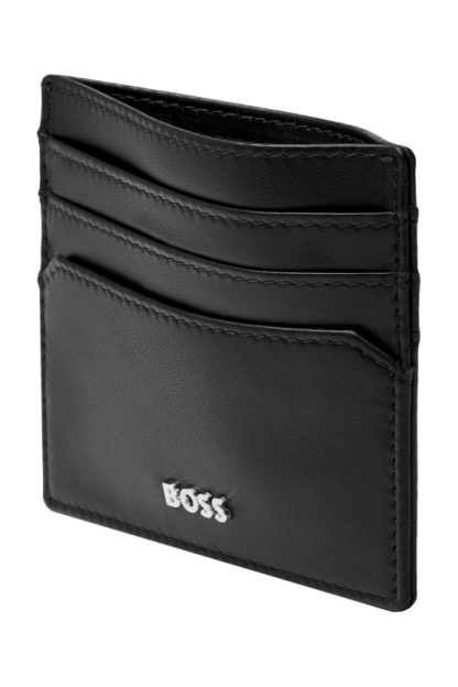 Hugo Boss Porta card Classic Smooth in pelle nera, visto in diagonale aperto.