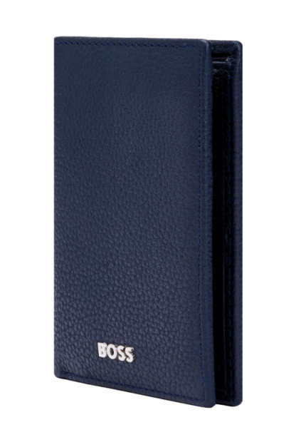 Hugo Boss Classic Grained porta card pieghevole in pelle martellata blu, visto in diagonale