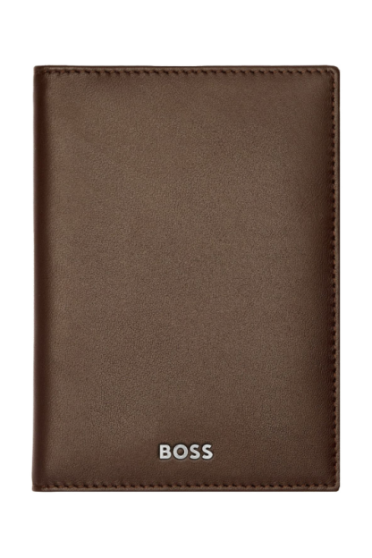 Hugo Boss Classic Smooth portacarte a tre ante in pelle liscia colore marrone, fronte.