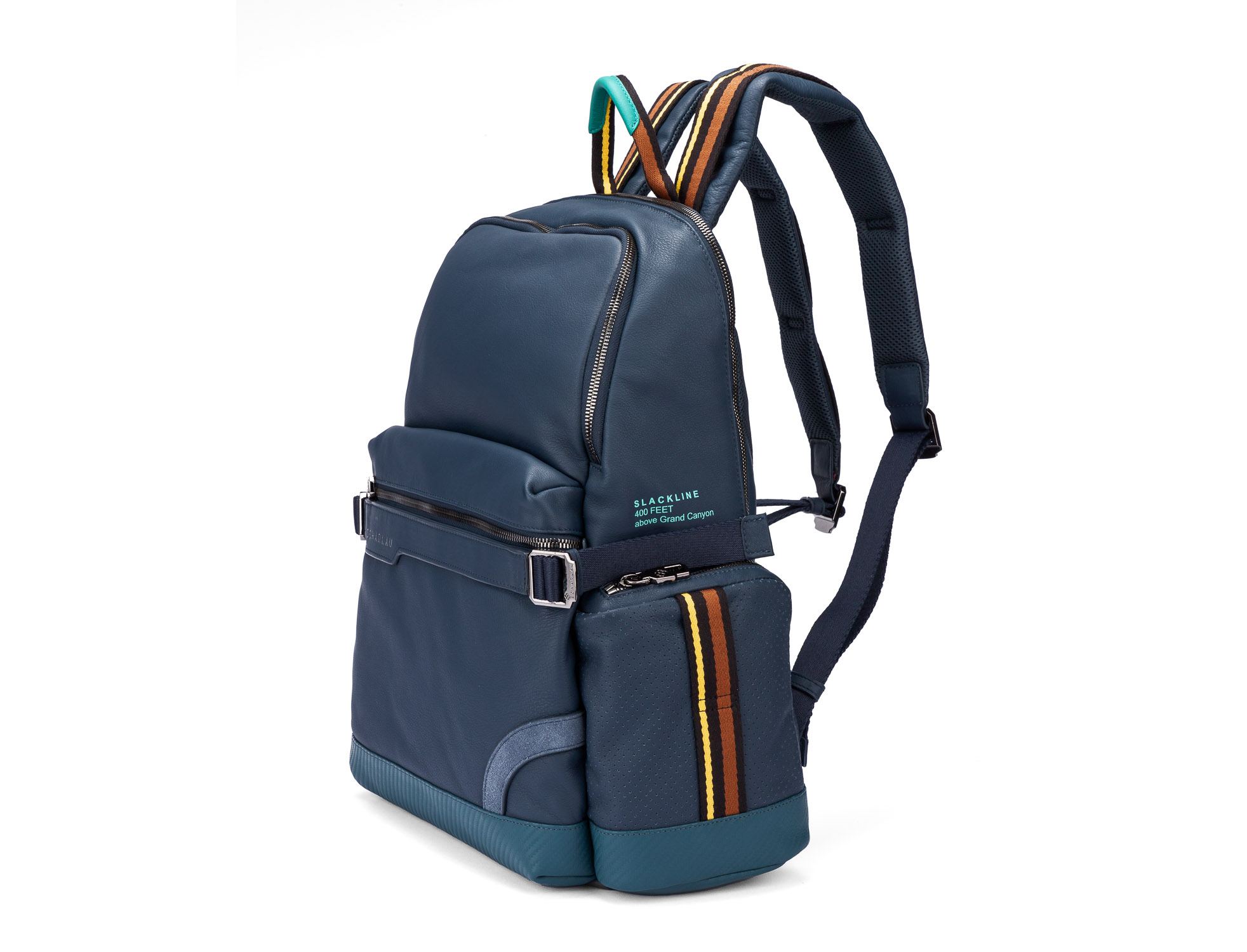 Scharlau Slackline zaino in pelle blu visto in diagonale